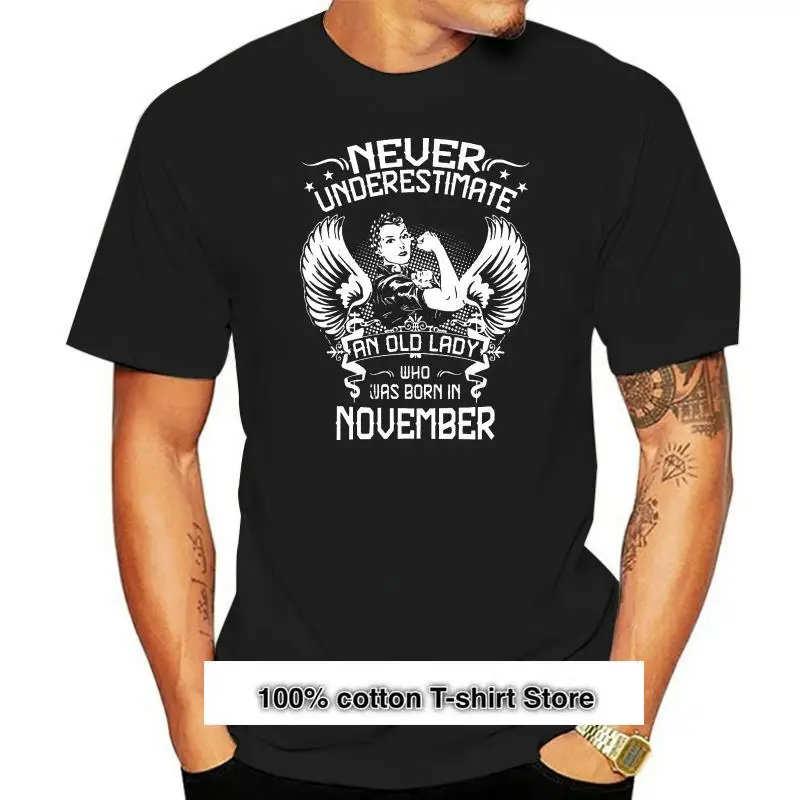 Camiseta de hombre para mujer, camisa para mujer, nunca subestime a una mujer mayor que ha nacido en diciembre 
Camiseta de hombre para mujer, camisa para mujer, nunca subestime a una mujer mayor que ha nacido en diciembre