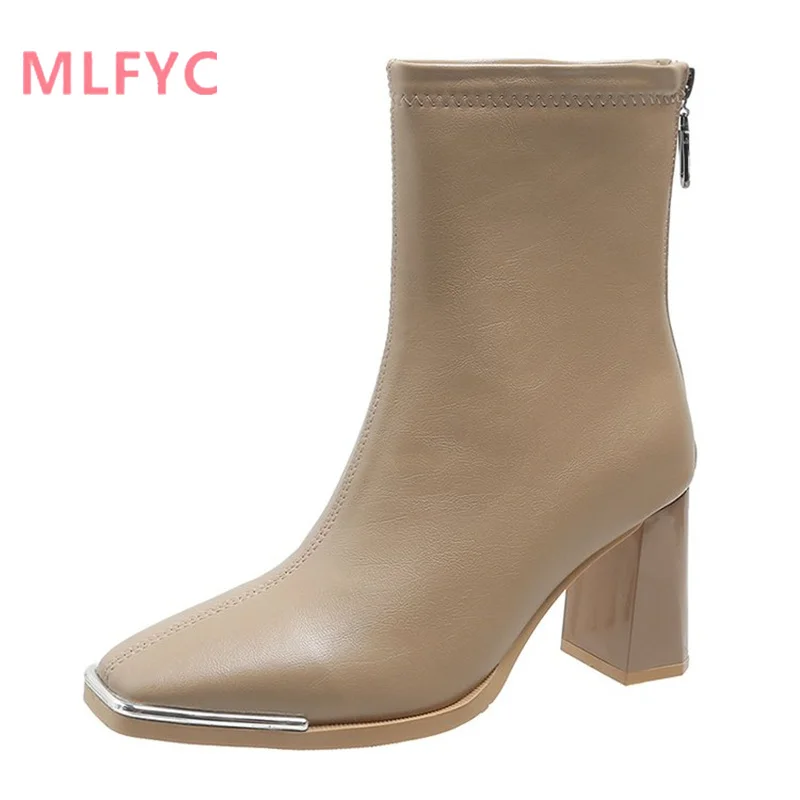 2023 Square Headed Women's Short Boots New Chinese Heel Boots Winter ladies High Heel Boots Warm Fashionable Short Boots
2023 Square Headed Women's Short Boots New Chinese Heel Boots Winter ladies High Heel Boots Warm Fashionable Short Boots