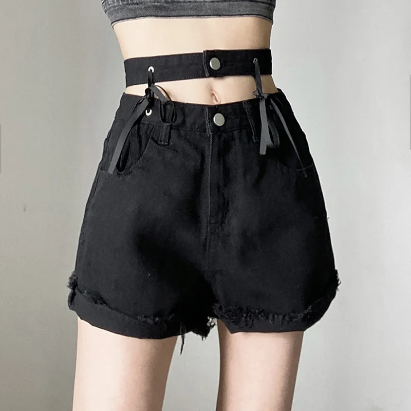 Can be worn outside 2022 spring and summer new women's solid color self-cultivation high waist strap straight shorts women
Can be worn outside 2022 spring and summer new women's solid color self-cultivation high waist strap straight shorts women