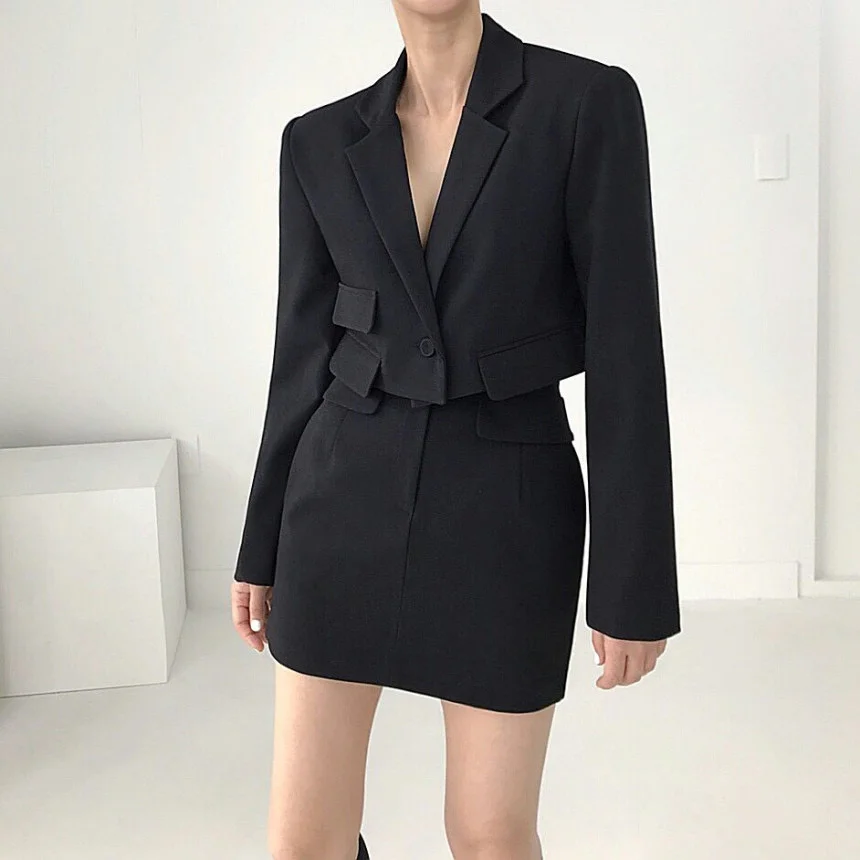 autumn office lady two piece set women skirt korean fashion long sleeve short blazer + mini skirt vintage 2 piece Ensemble femme
autumn office lady two piece set women skirt korean fashion long sleeve short blazer + mini skirt vintage 2 piece Ensemble femme