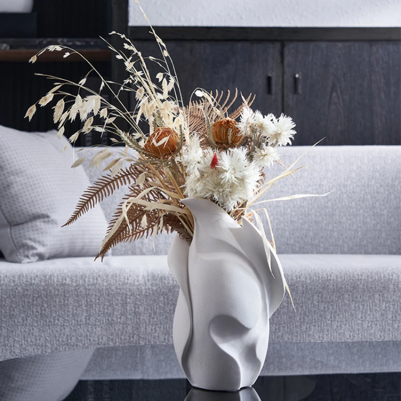 Living Room Tabletop Luxury Flower Vase Home Modern Minimalist Frosted White Ceramic Vase Creative New Style Plant Vase Decor 
Living Room Tabletop Luxury Flower Vase Home Modern Minimalist Frosted White Ceramic Vase Creative New Style Plant Vase Decor