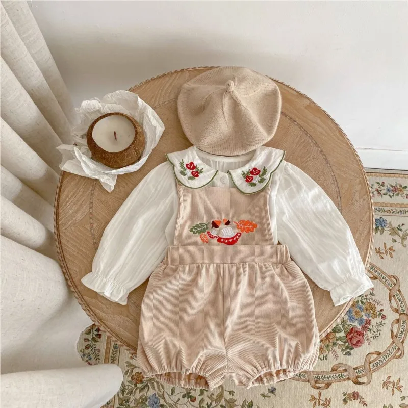 Spring 2023 New Infant Girl's 2PCS Clothes Set Embroidery Polo Cardigan Top Strap Pants Suit Fashion High Quality Babys Clothing
Spring 2023 New Infant Girl's 2PCS Clothes Set Embroidery Polo Cardigan Top Strap Pants Suit Fashion High Quality Babys Clothing
