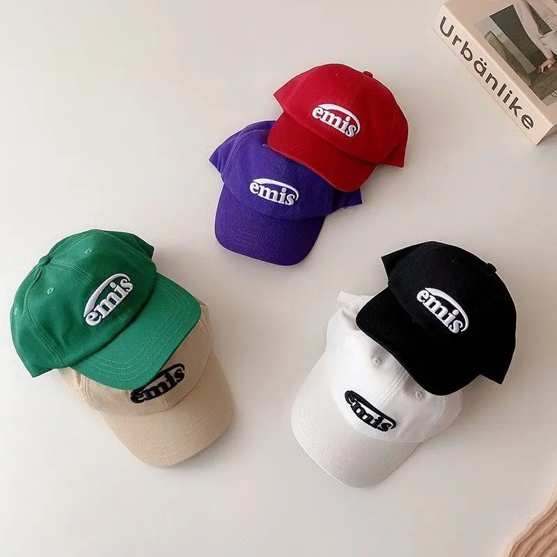 South Korea Emis letters children young girl's baseball cap hat cap cuhk shade sunscreen mo popular logo
South Korea Emis letters children young girl's baseball cap hat cap cuhk shade sunscreen mo popular logo