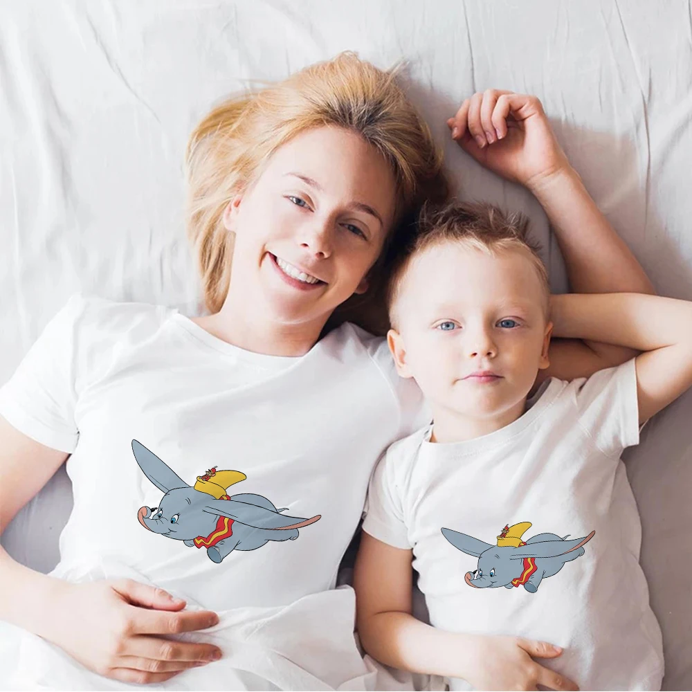Dumbo & Mouse FLY MEAM Pattern Детская одежда Футболка для мамы, папы, дочки и сына Летний белый семейный образ с топом с короткими рукавами
Dumbo & Mouse FLY MEAM Pattern Детская одежда Футболка для мамы, папы, дочки и сына Летний белый семейный образ с топом с короткими рукавами