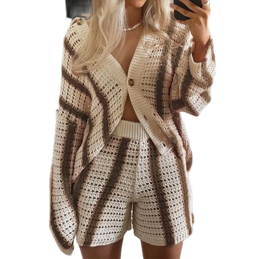 Женский трикотажный кардиган, повседневный трикотажный кардиган с перфорацией, жакет и шорты, осень 2022
Женский трикотажный кардиган, повседневный трикотажный кардиган с перфорацией, жакет и шорты, осень 2022