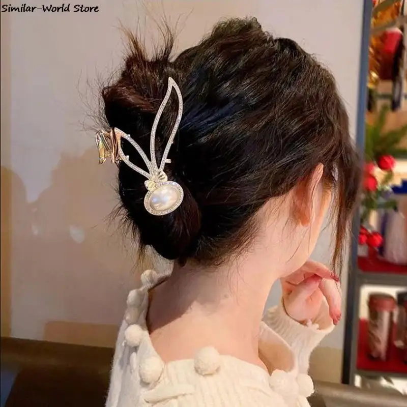 Women Rabbit Series Elegant Crystal Rabbit Ears Hair Clip Flower Hairpins Horsetail Headwear For Women Hair Claws
Women Rabbit Series Elegant Crystal Rabbit Ears Hair Clip Flower Hairpins Horsetail Headwear For Women Hair Claws