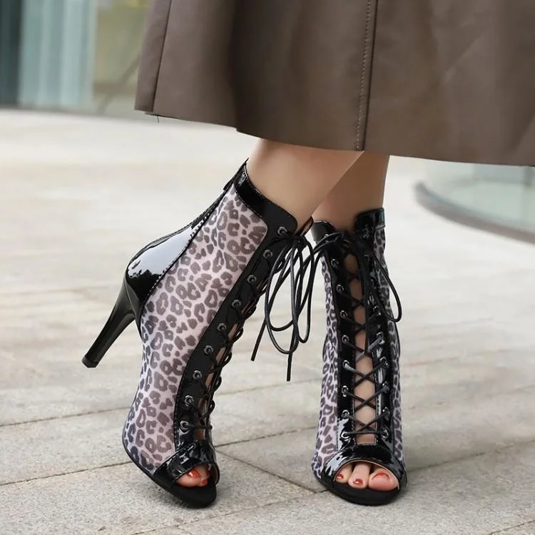 2022 European and American pop leopard print mesh back zipper cool boots high heels open toe stiletto dance shoes jazz dance
2022 European and American pop leopard print mesh back zipper cool boots high heels open toe stiletto dance shoes jazz dance