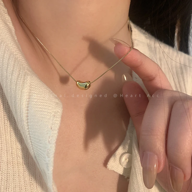 Classics Minimalism Women's Necklace Stainless Steel Beans Shape Pendant Chokers Gold Color and Silver Color Vintage Jewelry
Classics Minimalism Women's Necklace Stainless Steel Beans Shape Pendant Chokers Gold Color and Silver Color Vintage Jewelry