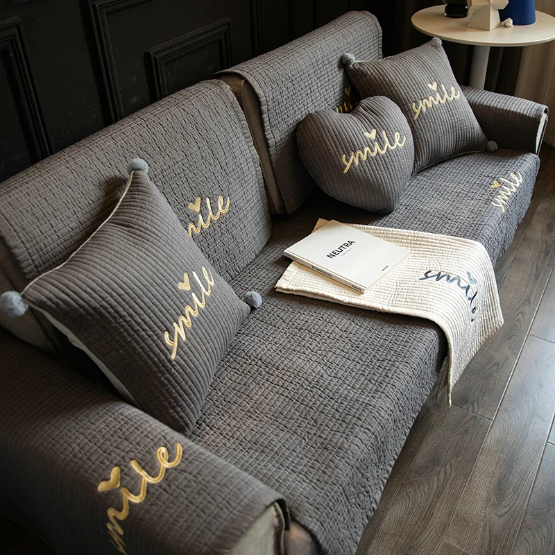 Embroidered Living Room Sofa Mat Four Seasons Universal Solid Color Sofa Mat Multiple Modern Simple Non Slip Sofa Mats 
Embroidered Living Room Sofa Mat Four Seasons Universal Solid Color Sofa Mat Multiple Modern Simple Non Slip Sofa Mats