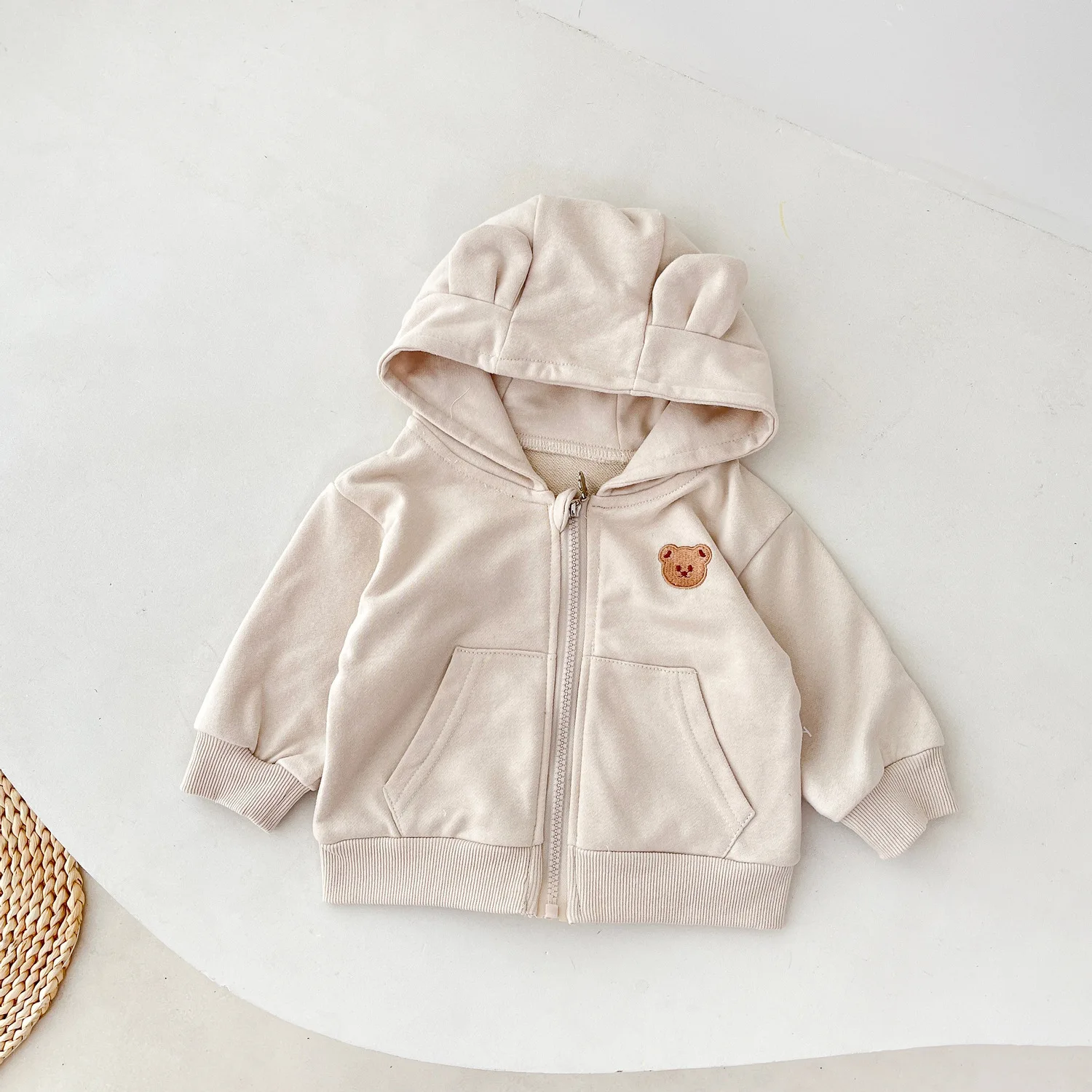 Newborn Costume Autumn Girl Infant Cartoon Bear Hooded Full Sleeves Jackets Toddler Boys Cotton Casual Coat Baby Fashion Tops
Newborn Costume Autumn Girl Infant Cartoon Bear Hooded Full Sleeves Jackets Toddler Boys Cotton Casual Coat Baby Fashion Tops