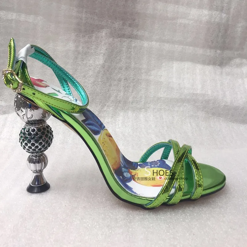 Ladies mix color cylindrical shaped heel sandals leather cross strap thin strap high heels large size women's high heels sandals
Ladies mix color cylindrical shaped heel sandals leather cross strap thin strap high heels large size women's high heels sandals