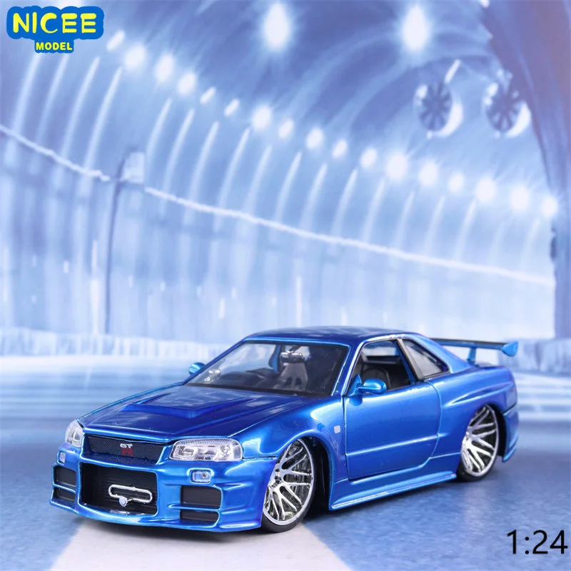 1:24 Nissan GTR R34 High Simulation Diecast Car Metal Alloy Model Car Children's toys collection gifts J200
1:24 Nissan GTR R34 High Simulation Diecast Car Metal Alloy Model Car Children's toys collection gifts J200