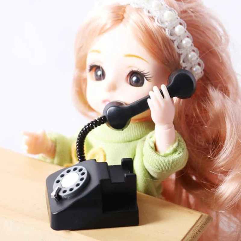 1/12 Pretend Play Doll House Furniture Toys Decoration Gift Kid Dollhouse Miniature Metal Phone Telephone Black Classic Toys
1/12 Pretend Play Doll House Furniture Toys Decoration Gift Kid Dollhouse Miniature Metal Phone Telephone Black Classic Toys