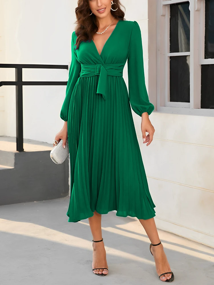 New Women's Dress Spring Summer 2023 Korean Fashion Green Pleated Skirt Elegant Party Long Sleeve Long Dress Oversize Sexy Robe
New Women's Dress Spring Summer 2023 Korean Fashion Green Pleated Skirt Elegant Party Long Sleeve Long Dress Oversize Sexy Robe