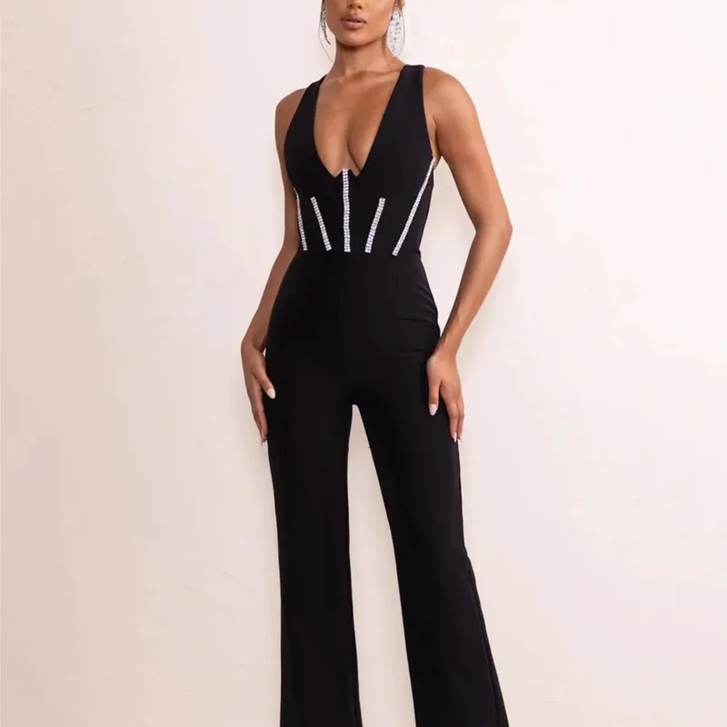 Женский Облегающий комбинезон на бретелях, черный комбинезон без рукавов с глубоким V-образным вырезом, обтягивающий вечерний комбинезон со стразами, лето 2023
Женский Облегающий комбинезон на бретелях, черный комбинезон без рукавов с глубоким V-образным вырезом, обтягивающий вечерний комбинезон со стразами, лето 2023