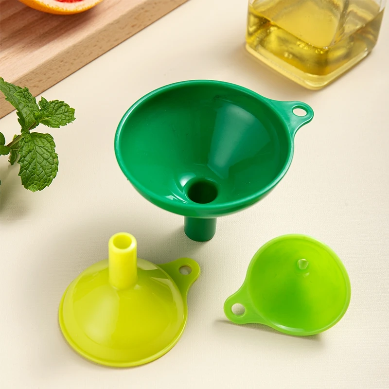 3pc Funnel Set Plastic Funnel Oil Water Spices Wine Funnel Kitchen Tool With Brush
3pc Funnel Set Plastic Funnel Oil Water Spices Wine Funnel Kitchen Tool With Brush