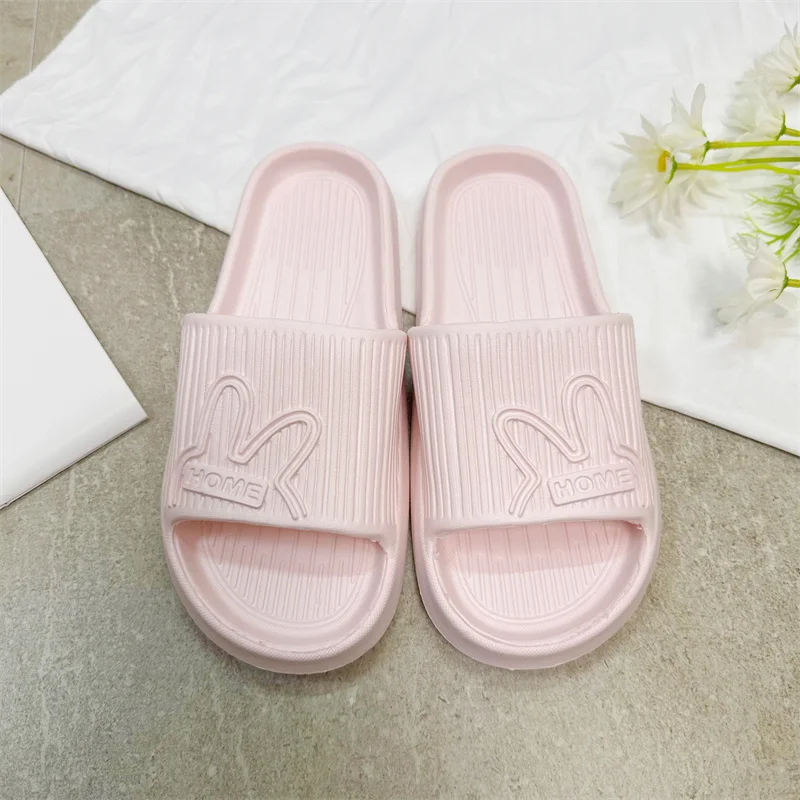 2023 New Fashion Women's Cute Slippers Wear Wear-resistant Anti-skid Cartoon Beach Slippers DY4574
2023 New Fashion Women's Cute Slippers Wear Wear-resistant Anti-skid Cartoon Beach Slippers DY4574