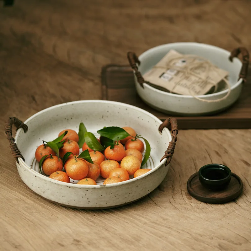 Handmade Retro Pastoral Style Fruit Plate Bread Basket Large Bowl Coarse Pottery Tableware Dishes Food Storage Containers Dish
Handmade Retro Pastoral Style Fruit Plate Bread Basket Large Bowl Coarse Pottery Tableware Dishes Food Storage Containers Dish