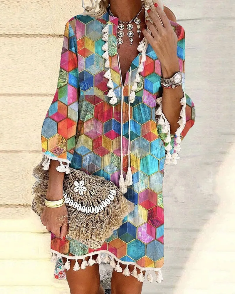 Allover Geometric Print Tassel Decor Bell Sleeve Dress Women V Neck High Waist Loose Fashion Casual Sexy Loose Mini Dress
Allover Geometric Print Tassel Decor Bell Sleeve Dress Women V Neck High Waist Loose Fashion Casual Sexy Loose Mini Dress