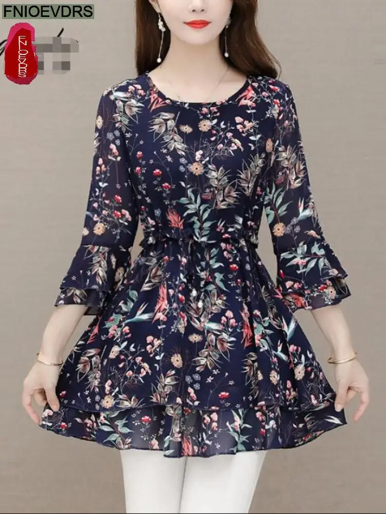 2022 Women Summer Retro Elegant Vintage Loose Floral Ruffles Peplum Top Belly Drawstring Long Tunic Black Chiffon Shirts Blouses
2022 Women Summer Retro Elegant Vintage Loose Floral Ruffles Peplum Top Belly Drawstring Long Tunic Black Chiffon Shirts Blouses