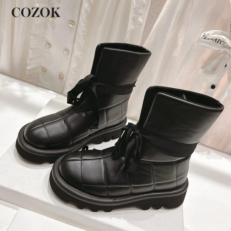 Autumn And Winter Catwalk Thick Bottom Women's Snow Boots Genuine Leather Round Toe Lovely Girlish Wind Lace-Up Ankle Boots
Autumn And Winter Catwalk Thick Bottom Women's Snow Boots Genuine Leather Round Toe Lovely Girlish Wind Lace-Up Ankle Boots