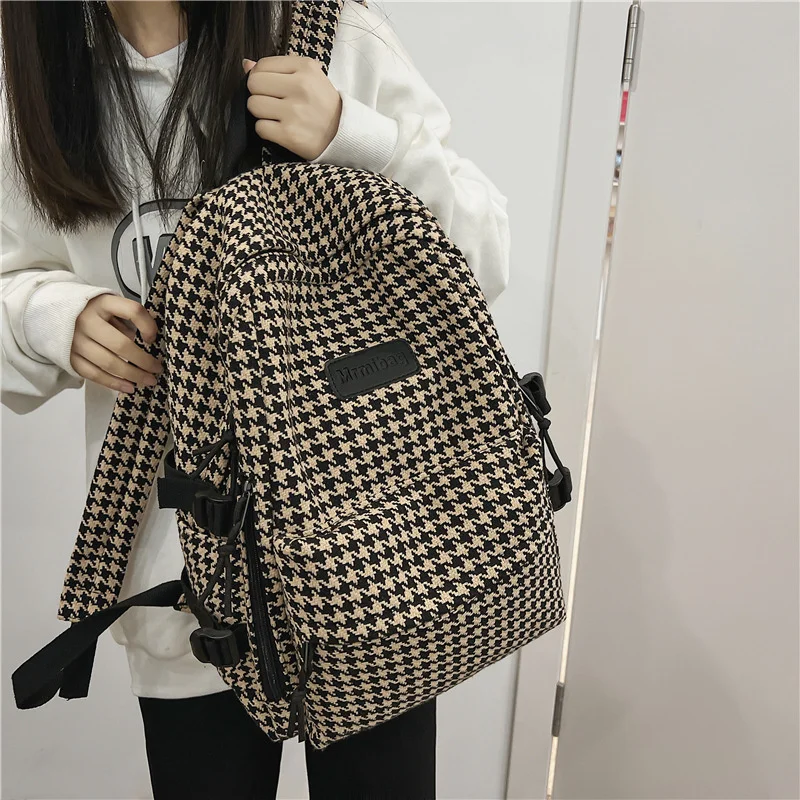 Lawaia 2023 Women's Fashion Knit Backpack Designer Ladies School Bag Female Large-capacity College Pattern High Quality Backpack
Lawaia 2023 Women's Fashion Knit Backpack Designer Ladies School Bag Female Large-capacity College Pattern High Quality Backpack