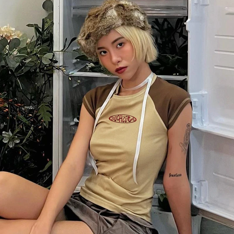 Summer Contrast Color Raglan Sleeve Embroidery Letters Women's Short Casual T-shirt Fashion Girls Short Sleeve Slim Crop Tops
Summer Contrast Color Raglan Sleeve Embroidery Letters Women's Short Casual T-shirt Fashion Girls Short Sleeve Slim Crop Tops