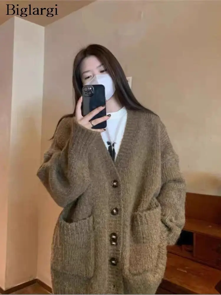 Autumn Winter Knitted Korean Loose Sweater Coat Women Long Sleeve Ladies Cardigans Fashion Casual Woman Sweater Coats 2023
Autumn Winter Knitted Korean Loose Sweater Coat Women Long Sleeve Ladies Cardigans Fashion Casual Woman Sweater Coats 2023