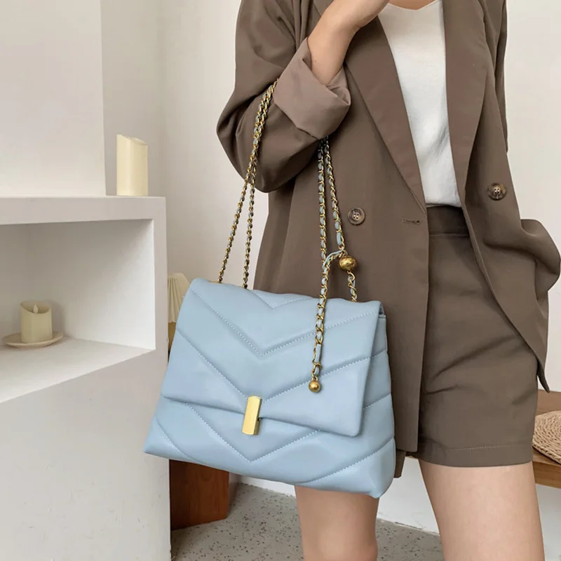Luxury Designer Big Ladies Hand Bags 2021 New Soft Shoulder Bags For Women Fashion Chains Women Leather Handbags Bolsas Feminina
Luxury Designer Big Ladies Hand Bags 2021 New Soft Shoulder Bags For Women Fashion Chains Women Leather Handbags Bolsas Feminina