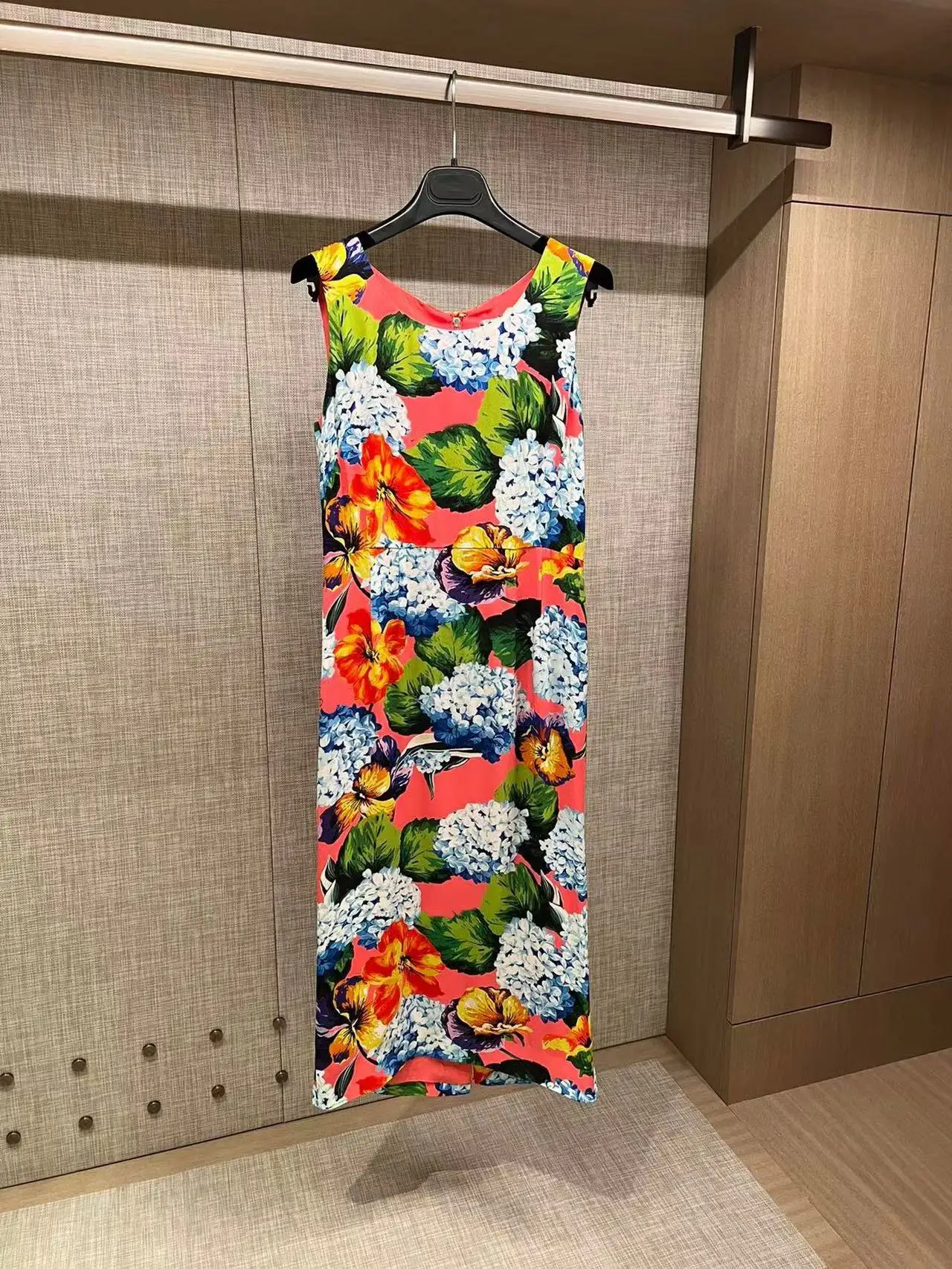 HIGH QUALITY Newest 2022 Holiday Fashion Runway Sexy Women's Flowers Printed Dress Midi Empire Ladies Vintage Dress
HIGH QUALITY Newest 2022 Holiday Fashion Runway Sexy Women's Flowers Printed Dress Midi Empire Ladies Vintage Dress