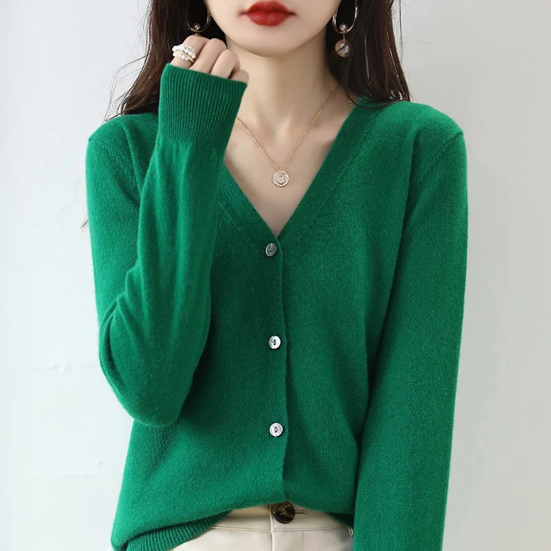 Cashmere Women Cardigan V-Neck Sweater Spring Autumn Winter Female Long Sleeve Wool Knitted Solid Soft
Cashmere Women Cardigan V-Neck Sweater Spring Autumn Winter Female Long Sleeve Wool Knitted Solid Soft