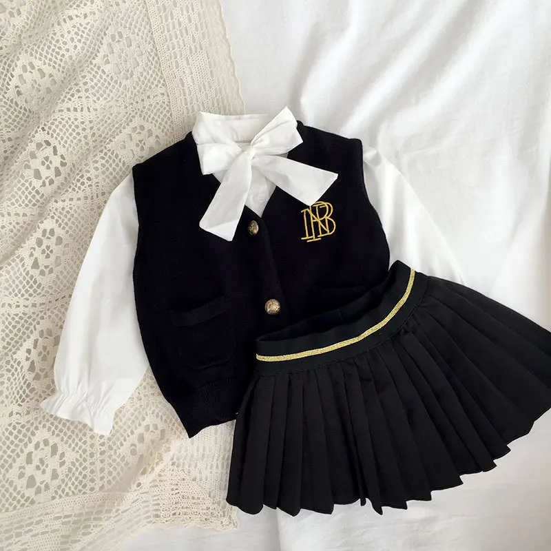 Children Clothing 2022 Spring Autumn Girls Set Vest Shirt Skirt V Neck Collar Single Breasted Solid New Fashion Children Set
Children Clothing 2022 Spring Autumn Girls Set Vest Shirt Skirt V Neck Collar Single Breasted Solid New Fashion Children Set