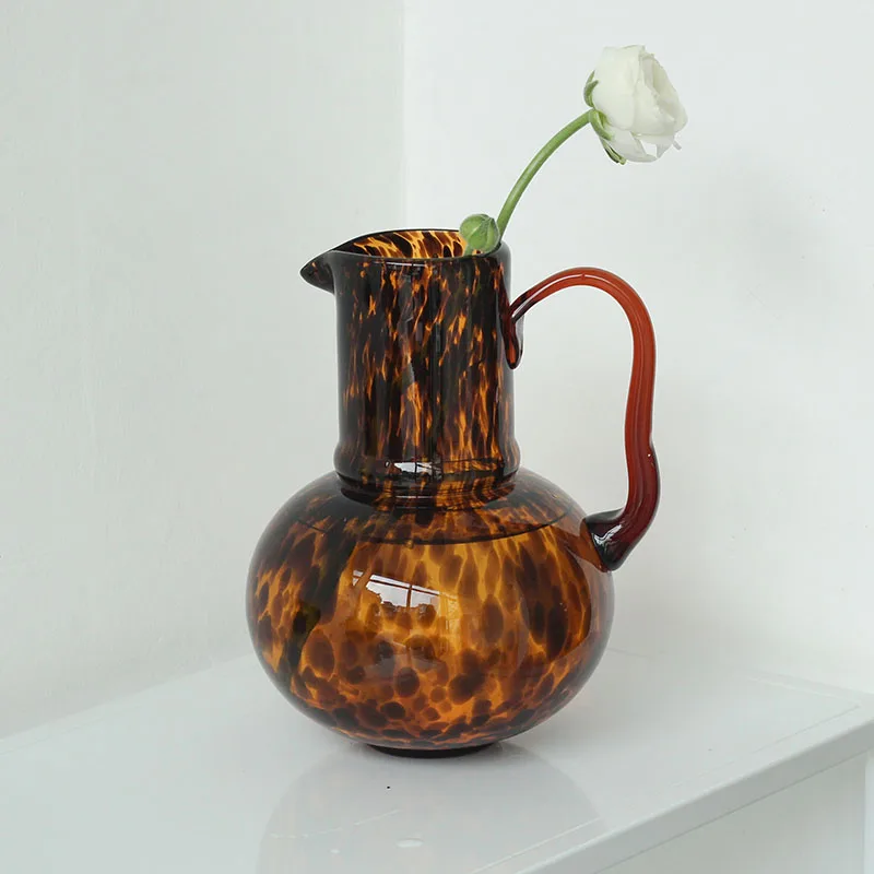 Leopard Print Home Vase With Handle 인테리어소품 거실 Vintage Handmade Glass Home Decoration Vases Tabletop Flower Pot ваза
Leopard Print Home Vase With Handle 인테리어소품 거실 Vintage Handmade Glass Home Decoration Vases Tabletop Flower Pot ваза