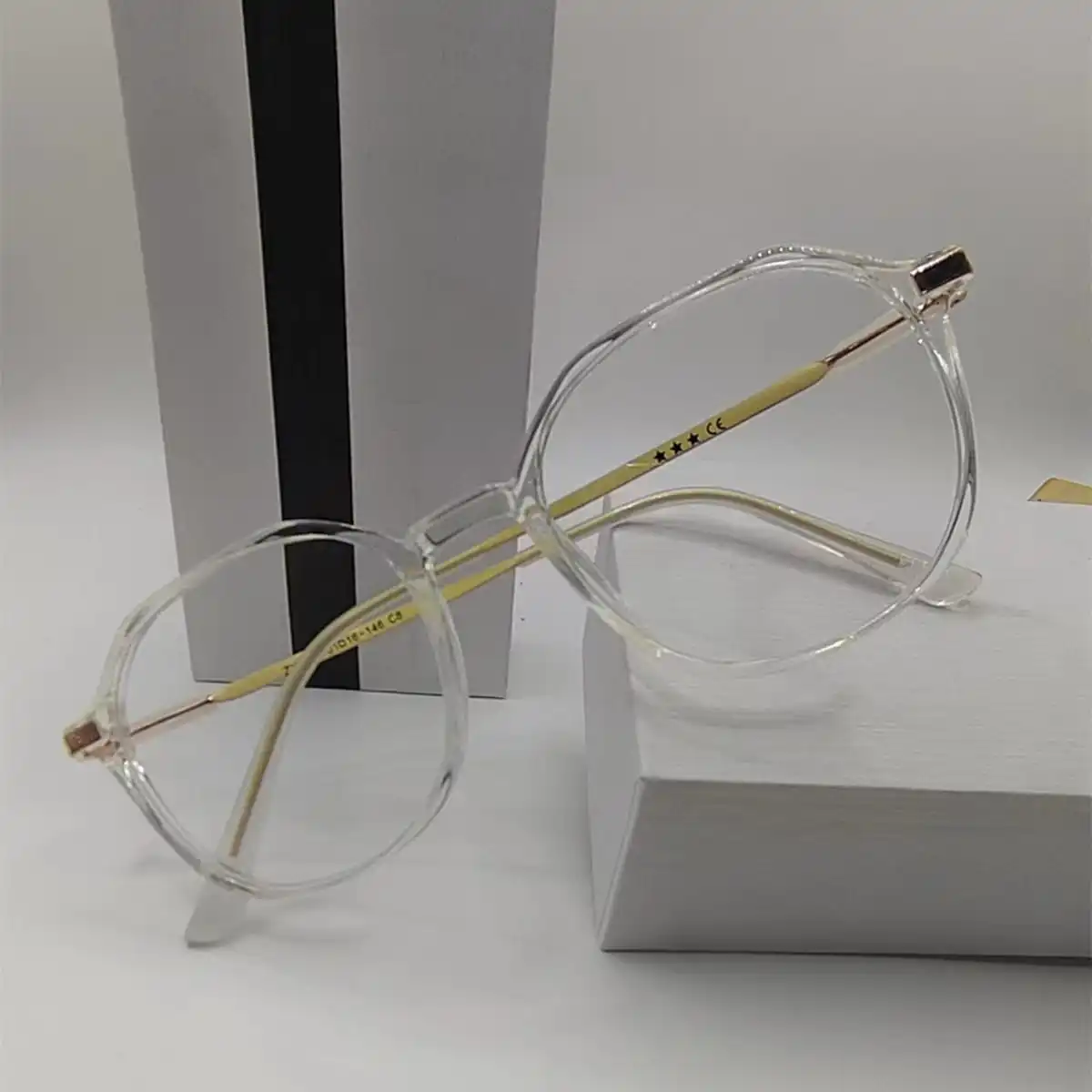 Fashion Anti Blue Light Glasses Frame for Men Women Clear Lens Computer Gaming Eyeglasses Oval Eyewear Computer Goggles
Fashion Anti Blue Light Glasses Frame for Men Women Clear Lens Computer Gaming Eyeglasses Oval Eyewear Computer Goggles
