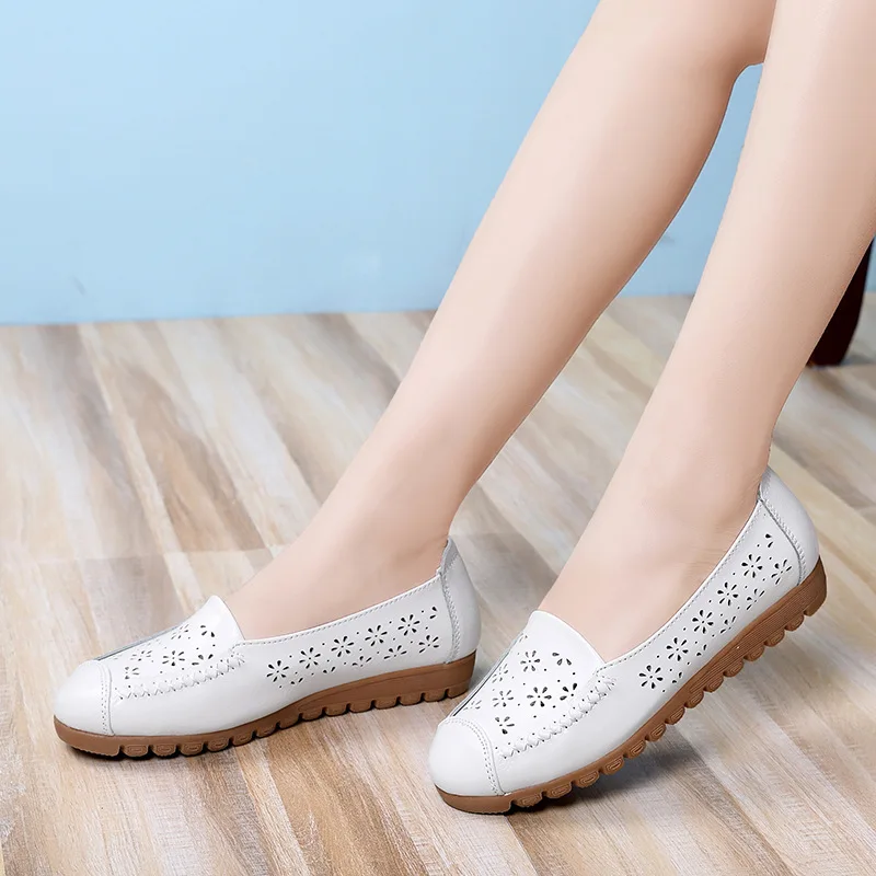 

Genuine Leather Loafers Women 2022 Breathable Hollow Flat Shoes Women Casual Slip on Oxford Ladies Shoes Chaussures Femmes