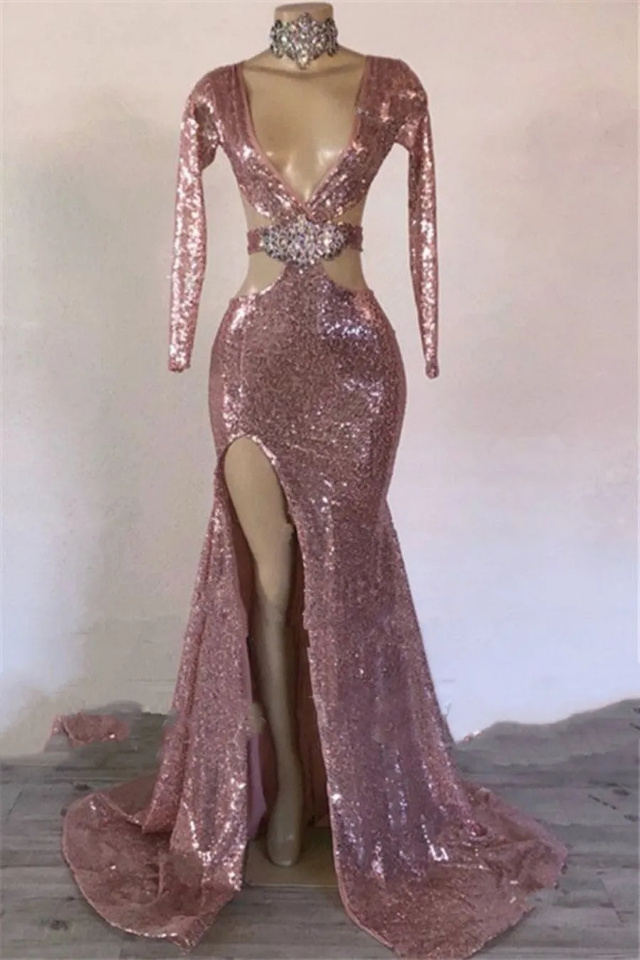 2023 Sexy Pink Sequin Evening Dress Luxury Beaded Dress Up Prom Dress V-Neck Long Sleeves Side Slit Sexy Mermaid Party Gown
2023 Sexy Pink Sequin Evening Dress Luxury Beaded Dress Up Prom Dress V-Neck Long Sleeves Side Slit Sexy Mermaid Party Gown