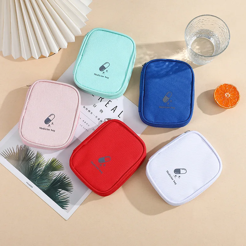 Portable Medical Bag Fabric Medical Box Travel Medical First Aid Kit Home Outdoor Emergency Children Student Health Kit
Portable Medical Bag Fabric Medical Box Travel Medical First Aid Kit Home Outdoor Emergency Children Student Health Kit