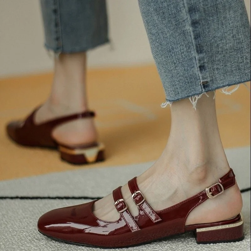 2022 Spring Summer New Women Flats Sandals Fashion Chunky Slippers Sexy Party Dress Shallow Flip Flops Casual Shoes Mujer Slides
2022 Spring Summer New Women Flats Sandals Fashion Chunky Slippers Sexy Party Dress Shallow Flip Flops Casual Shoes Mujer Slides