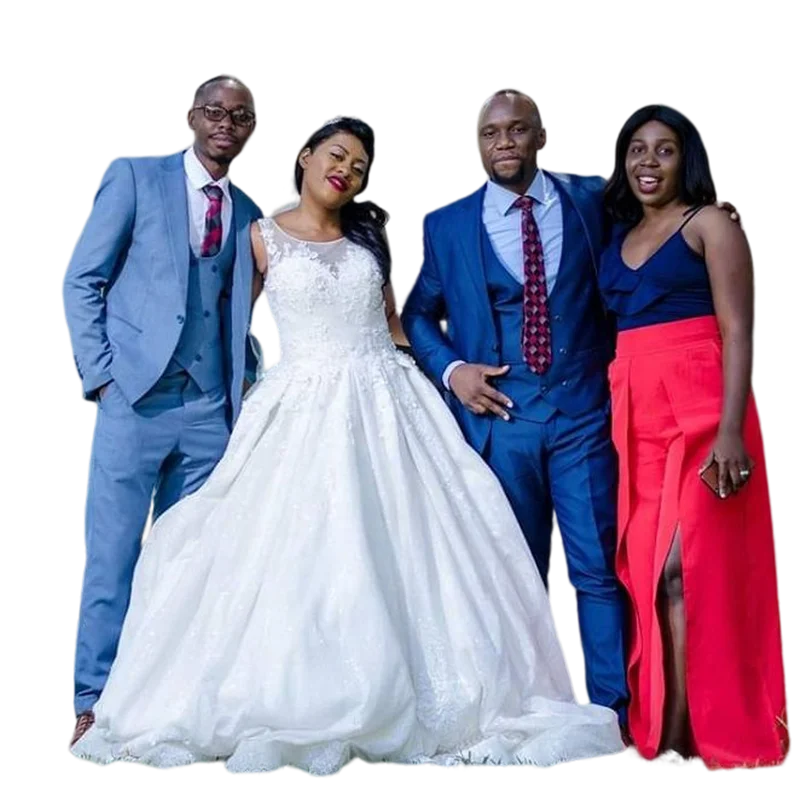 New Black Woman Vestidos African New 2 in 1 Detachable Train Mermaid Wedding Dress Sleeveless Lace Appliques Bridal Gowns
New Black Woman Vestidos African New 2 in 1 Detachable Train Mermaid Wedding Dress Sleeveless Lace Appliques Bridal Gowns