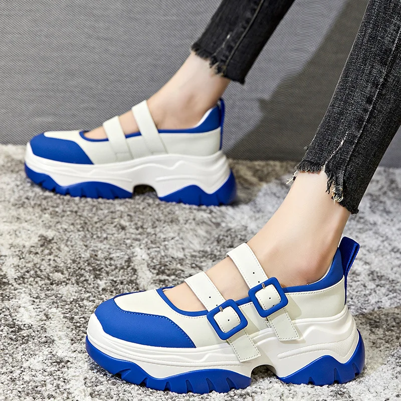 Klein blue absorbent bottom women's shoes summer of 2022 the new thick increased wild leather sandals
Klein blue absorbent bottom women's shoes summer of 2022 the new thick increased wild leather sandals