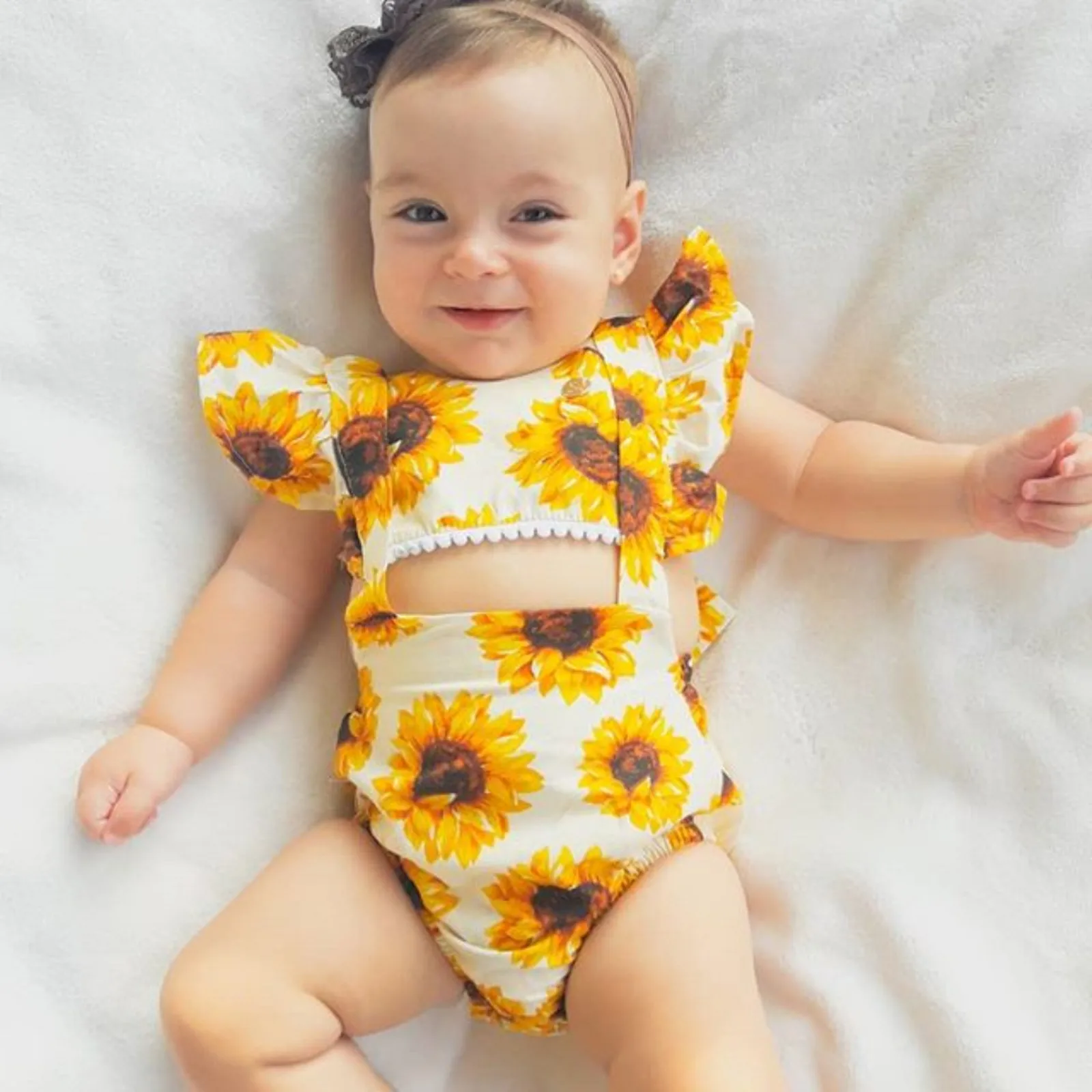 Newborn Baby Girl Clothes Fashion Sunflower Print Jumpsuits Summer Ruffle Short Sleeve Infant Romper One Piece Baby Outfit
Newborn Baby Girl Clothes Fashion Sunflower Print Jumpsuits Summer Ruffle Short Sleeve Infant Romper One Piece Baby Outfit