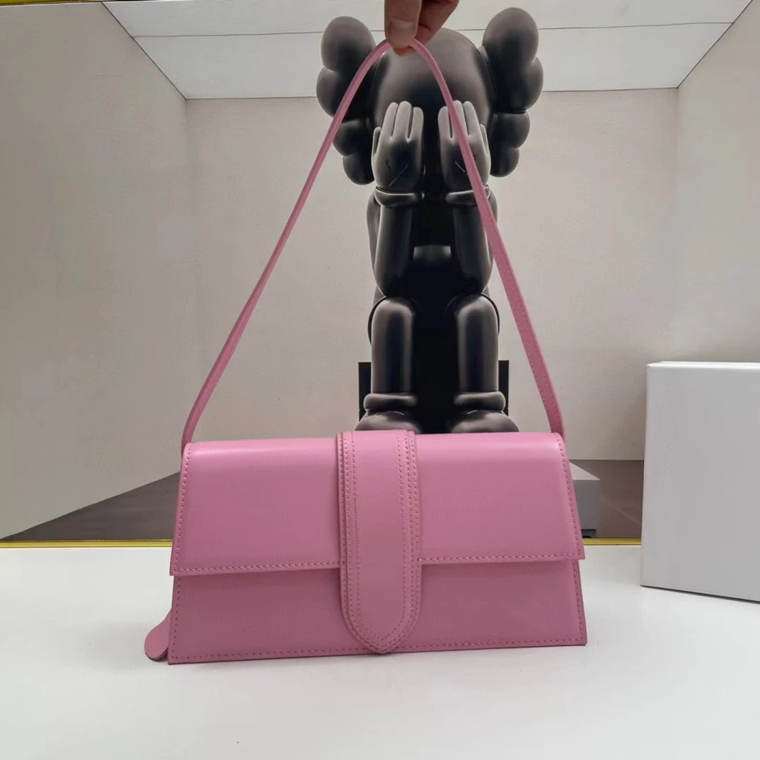 Brand Designers Handbags For Women Cross Body Bags Ladies Solid Candy Color Flap Bags High Quality Leather Messenger Bags 2022
Brand Designers Handbags For Women Cross Body Bags Ladies Solid Candy Color Flap Bags High Quality Leather Messenger Bags 2022