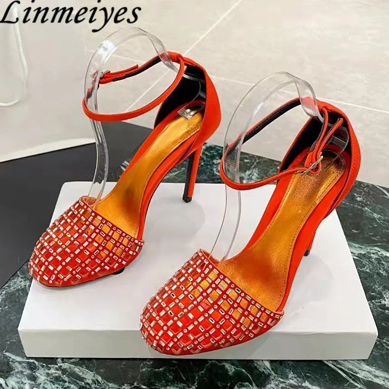 Luxury Rhinestone Sandals Woman Round Toe Satin Hollow Outs Sandalias Woman Summer High Heels Gladiator Sandals Women
Luxury Rhinestone Sandals Woman Round Toe Satin Hollow Outs Sandalias Woman Summer High Heels Gladiator Sandals Women