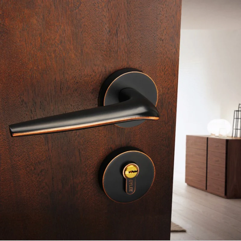 Bedroom interior door lock Zinc alloy handle lock Black split mute handle lock hardware
Bedroom interior door lock Zinc alloy handle lock Black split mute handle lock hardware