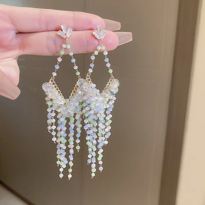 ALLNEWME Exquisite Spark Crystal CZ Cubic Zircon Rhombus Geometric Long Chain Tassel Earring Gold Copper Drop Earrings for Women
ALLNEWME Exquisite Spark Crystal CZ Cubic Zircon Rhombus Geometric Long Chain Tassel Earring Gold Copper Drop Earrings for Women