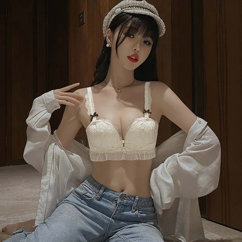 Front buckle bow girl bra without steel ring small chest flat chest gathered French lace underwear detachable shoulder strap
Front buckle bow girl bra without steel ring small chest flat chest gathered French lace underwear detachable shoulder strap