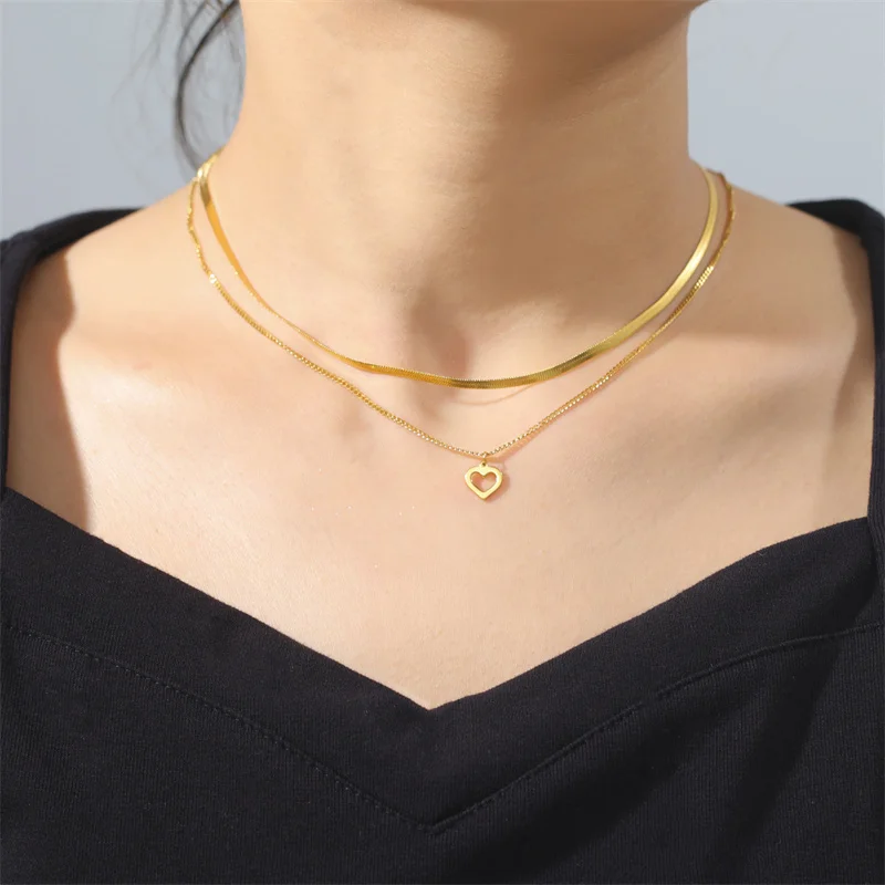 Fashion Heart Pendent Snake Chain Necklace For Women Multilayer Stainless Steel Flower Clavicle Neck Chain Gold Color Jewelry
Fashion Heart Pendent Snake Chain Necklace For Women Multilayer Stainless Steel Flower Clavicle Neck Chain Gold Color Jewelry