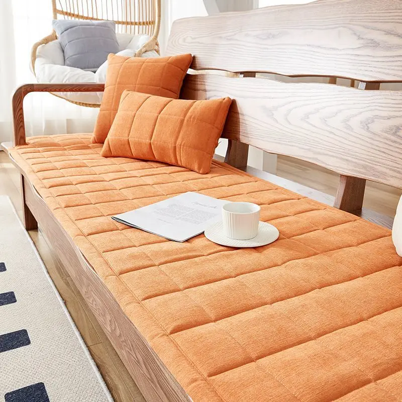 Light Luxury Style Plush Sofa Cushion Soft Comfortable Four Seasons Universal Sofa Seat Pads Thicken Warm Solid Wood Sofa Mat
Light Luxury Style Plush Sofa Cushion Soft Comfortable Four Seasons Universal Sofa Seat Pads Thicken Warm Solid Wood Sofa Mat