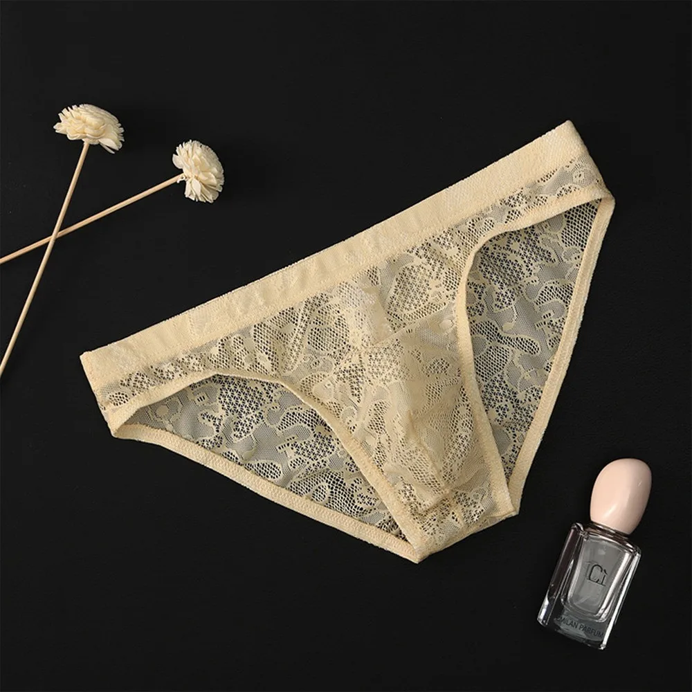 Fashionable Men's Lace Bikini Underwear Panties Briefs Transparent Low Waist Sexy Ice Silk Breathable Solid Underpants Lingerie
Fashionable Men's Lace Bikini Underwear Panties Briefs Transparent Low Waist Sexy Ice Silk Breathable Solid Underpants Lingerie
