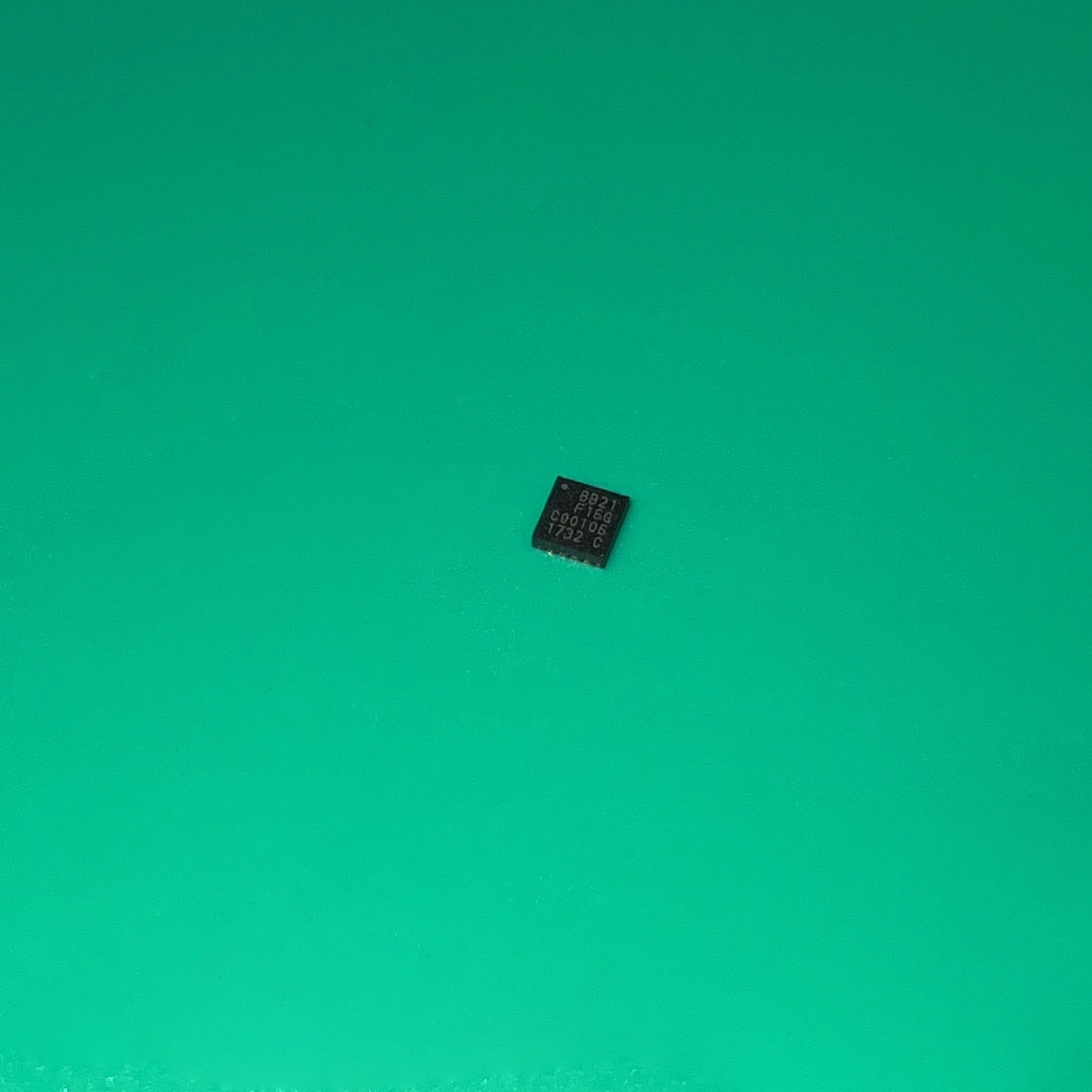 4 шт./лот EFM8BB21F16G-C-QFN20R QFN20 EFM8 BB21F16G BB21 F16G IC MCU 8BIT 16KB FLASH 20QFN EFM8BB21F16GC-QFN20R EFM8BB21F16G
4 шт./лот EFM8BB21F16G-C-QFN20R QFN20 EFM8 BB21F16G BB21 F16G IC MCU 8BIT 16KB FLASH 20QFN EFM8BB21F16GC-QFN20R EFM8BB21F16G